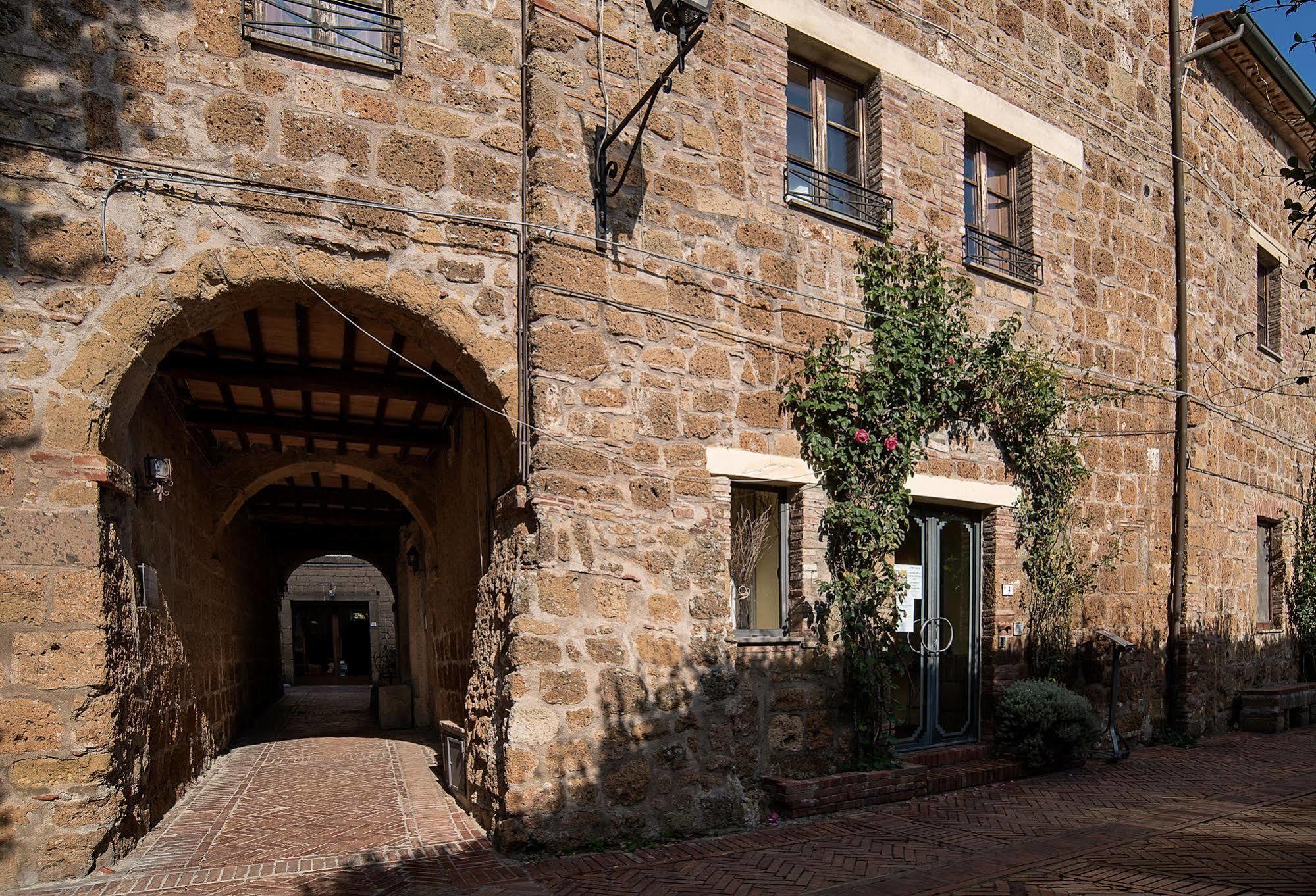 Hotel Scilla Sovana Kültér fotó
