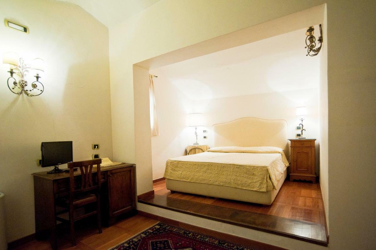 Hotel Scilla Sovana Kültér fotó